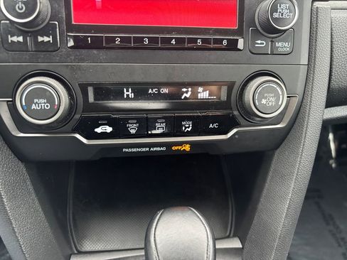 Used 2019 Honda Civic Sport image 36