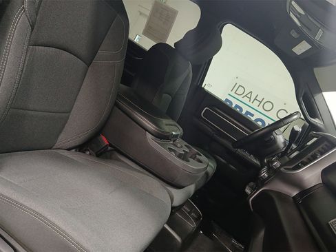 Used 2022 RAM 2500 Big Horn w/ Level A Equipment Group image 23