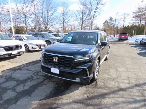 Certified 2024 Honda Pilot EX-L image 1
