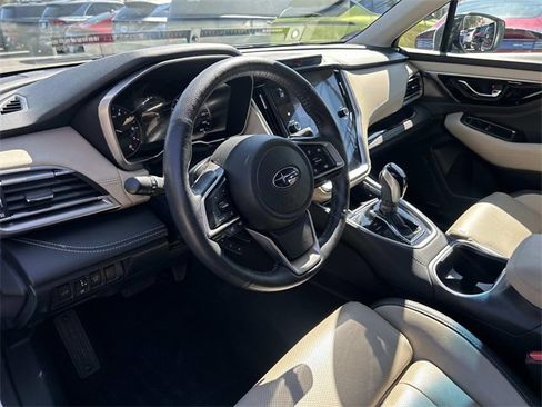 Used 2020 Subaru Outback Limited image 9
