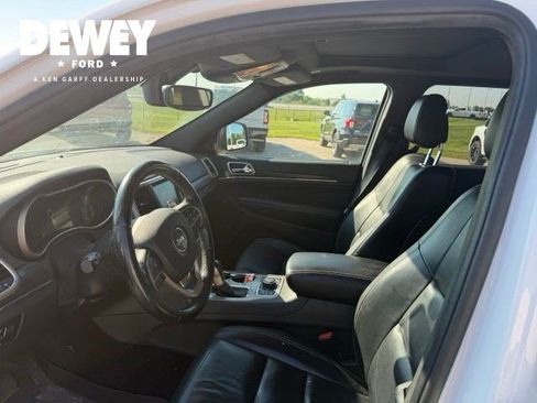 Used 2017 Jeep Grand Cherokee Limited AWD/4WD image 17