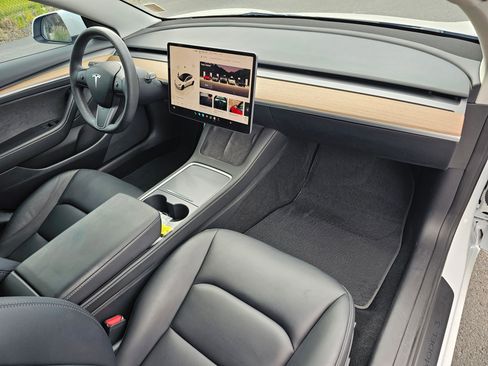 Used 2023 Tesla Model 3 Performance AWD/4WD image 11