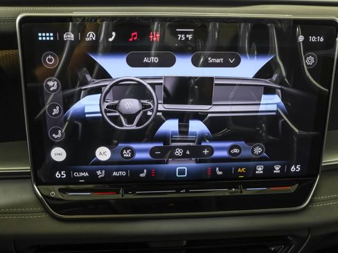 New 2026 Volkswagen Tiguan SE AWD/4WD image 28