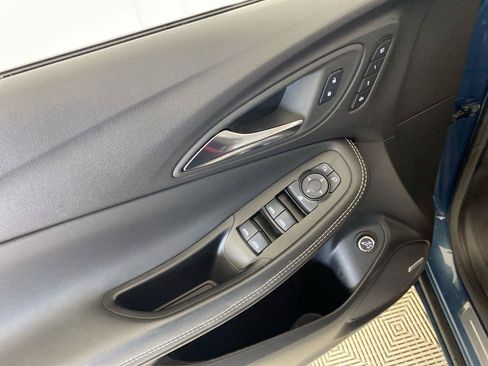 Used 2024 Buick Encore GX Avenir w/ Avenir Technology Package FWD image 12