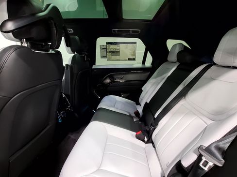 New 2026 Land Rover Range Rover Sport Dynamic SE image 6