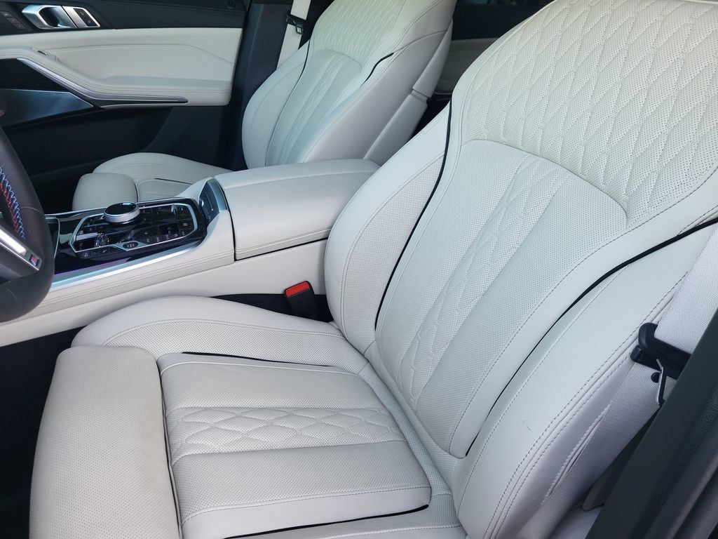 Used 2026 BMW X7 M60i AWD/4WD image 12