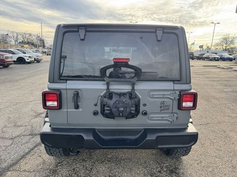 Used 2020 Jeep Wrangler Unlimited Sport image 6