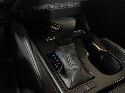 Used 2025 Lexus ES 350 w/ Premium Package FWD image 25
