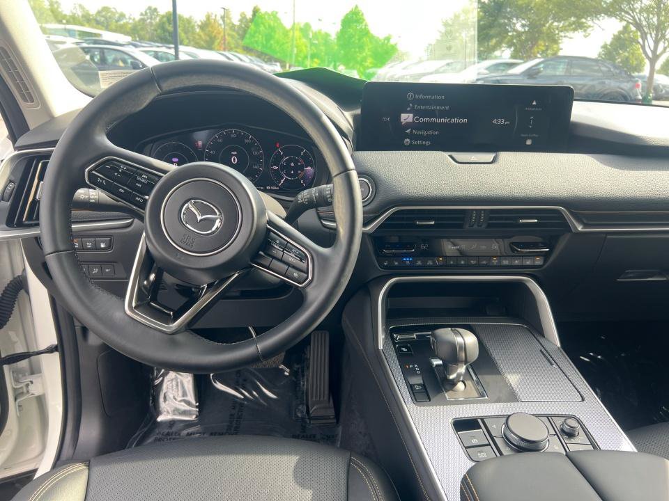 Certified 2026 MAZDA CX-90 Plug-In Hybrid w/ Preferred AWD/4WD image 30