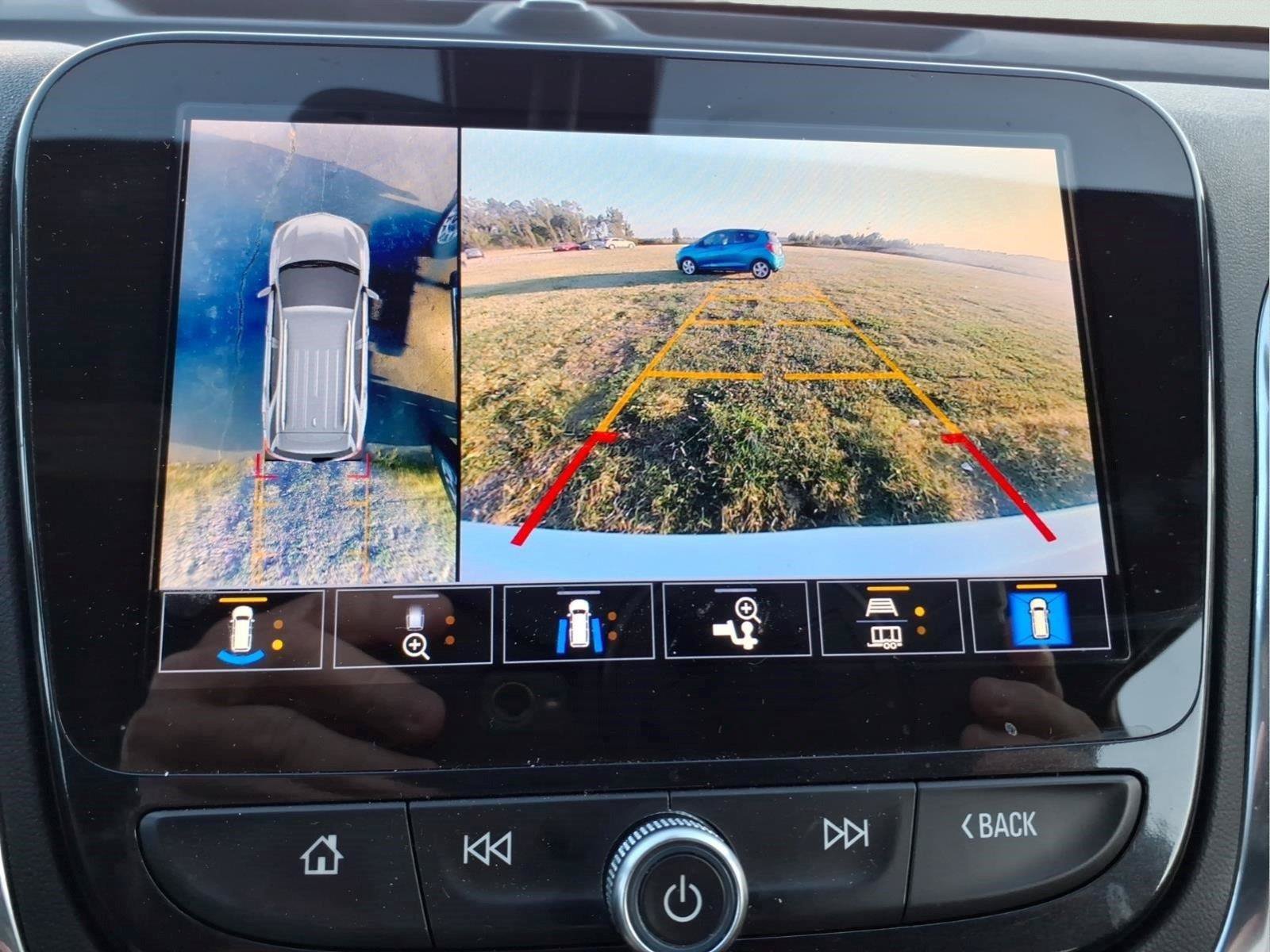 Used 2024 Chevrolet Equinox Premier FWD image 28