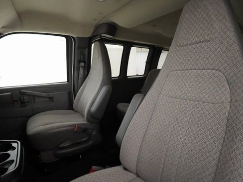 Used 2024 Chevrolet Express 3500 LT w/ LT Preferred Equipment Group image 10