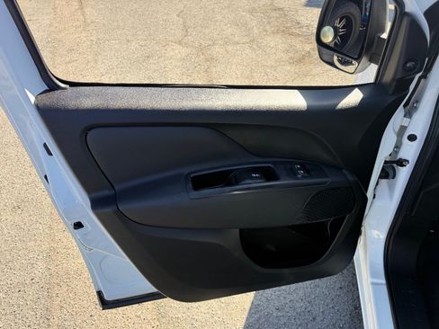 Used 2016 RAM ProMaster City Tradesman FWD image 11