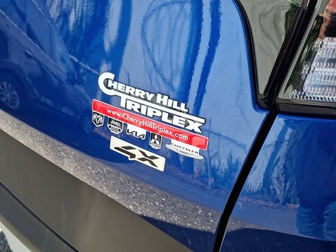 Used 2024 Kia Sportage EX image 18