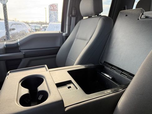 Used 2020 Ford F150 XLT image 25