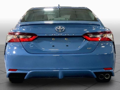 Used 2024 Toyota Camry SE FWD image 5