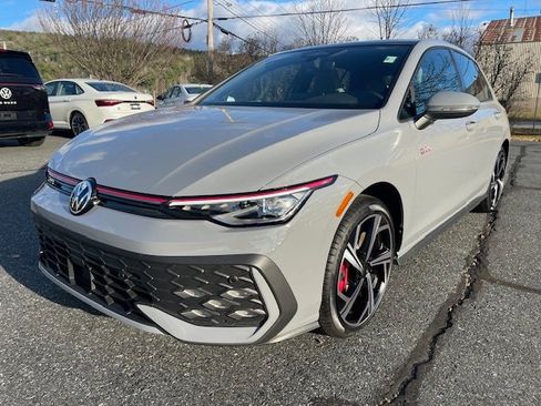 New 2026 Volkswagen GTI SE image 1