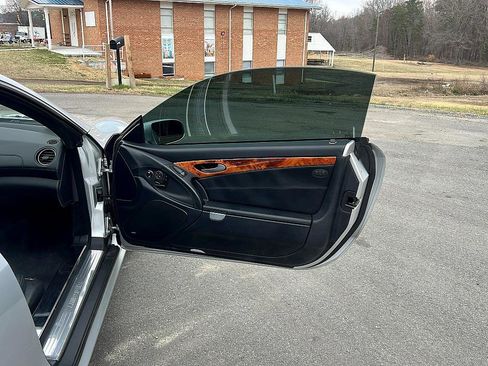 Used 2007 Mercedes-Benz SL 55 AMG image 25