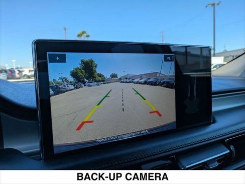 Used 2023 Lincoln Nautilus Reserve w/ Monochromatic Package image 18