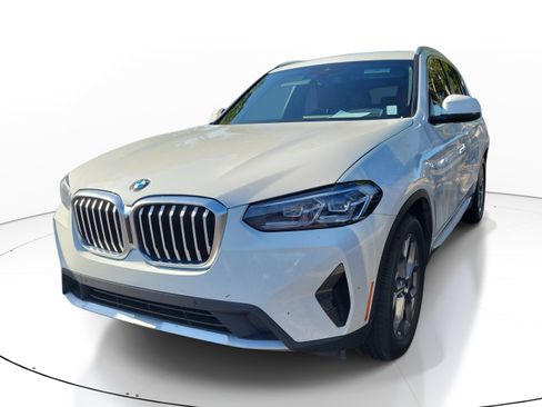 Used 2022 BMW X3 sDrive30i w/ Convenience Package RWD image 3