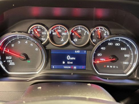 Used 2022 Chevrolet Silverado 1500 LT image 17