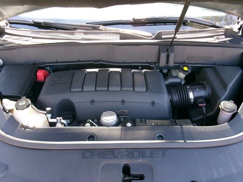 Used 2009 Chevrolet Traverse LT image 48