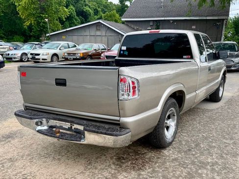 Used 1999 Chevrolet S10 Pickup LS RWD image 5