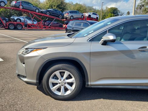Used 2017 Lexus RX 350 FWD image 2