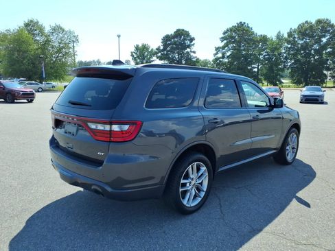 Used 2024 Dodge Durango GT AWD/4WD image 5