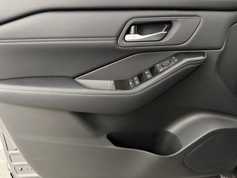 New 2026 Nissan Rogue Dark Armor FWD image 22