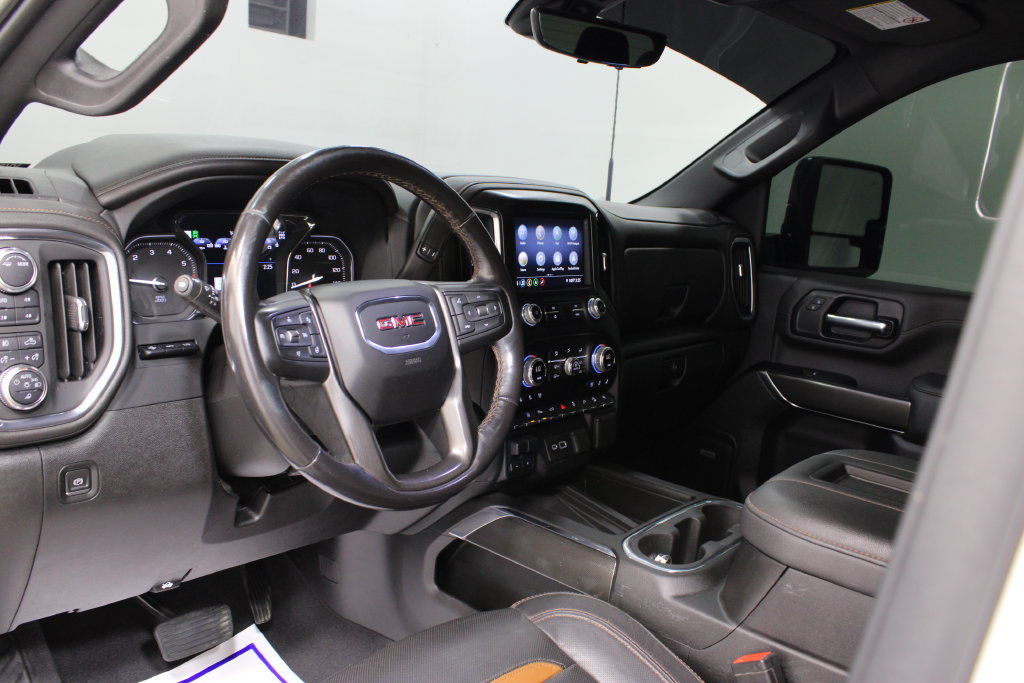Used 2022 GMC Sierra 2500 AT4 w/ AT4 Premium Plus Package AWD/4WD image 15
