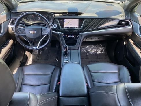Used 2024 Cadillac XT6 Premium Luxury FWD image 10