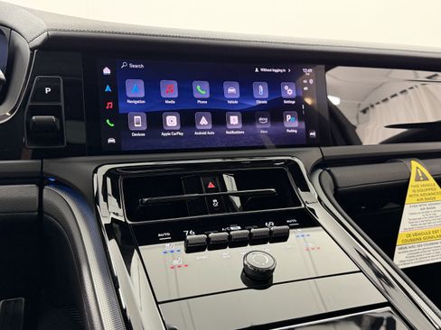 New 2026 Porsche Panamera image 37