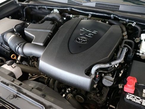 Used 2023 Toyota Tacoma SR image 45