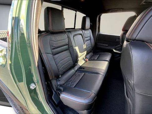 New 2026 Nissan Frontier PRO-4X w/ Pro-4x Convenience Package image 9