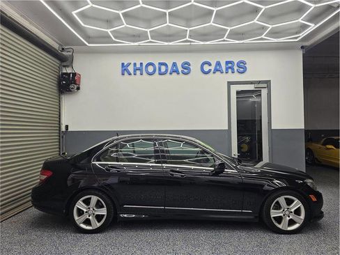 Used 2011 Mercedes-Benz C 300 Sedan image 5