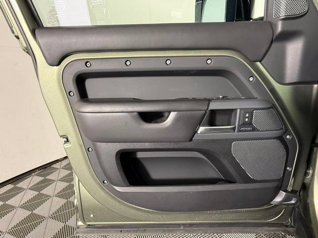 Used 2021 Land Rover Defender 110 X AWD/4WD image 20