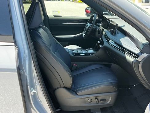 Certified 2026 INFINITI QX60 Sport w/ Dark Cargo Package AWD/4WD image 10