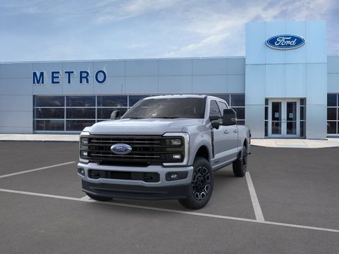 New 2026 Ford F250 Platinum AWD/4WD image 3