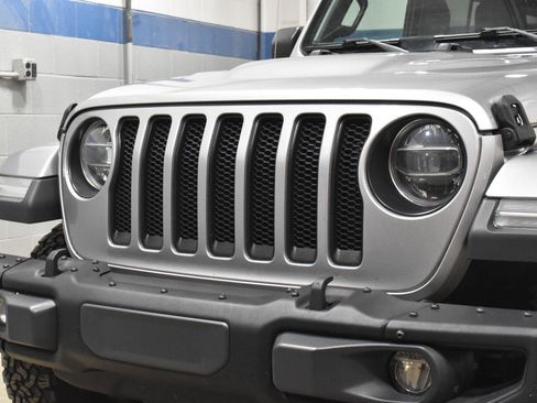 Used 2019 Jeep Wrangler Unlimited Sahara w/ Quick Order Package 24M Moab AWD/4WD image 29