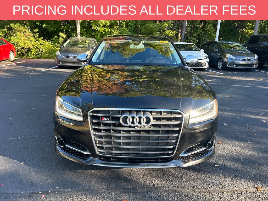 Used 2017 Audi S8 Plus AWD/4WD image 3