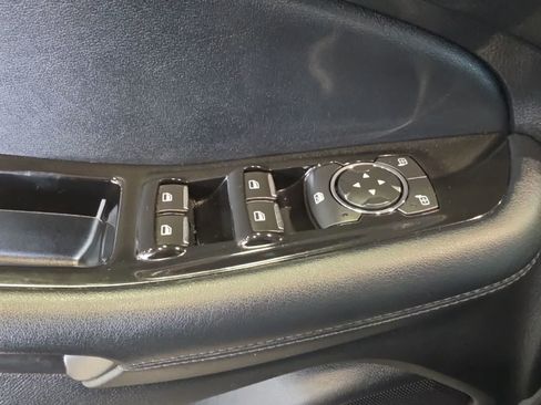 Used 2018 Ford Edge SEL w/ Equipment Group 201A AWD/4WD image 19