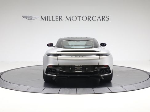 Used 2023 Aston Martin DBS Coupe image 6