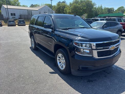 Used 2015 Chevrolet Tahoe LT image 1