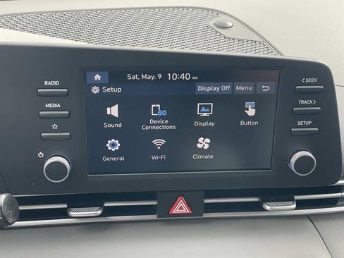 New 2026 Hyundai Elantra SE FWD image 13