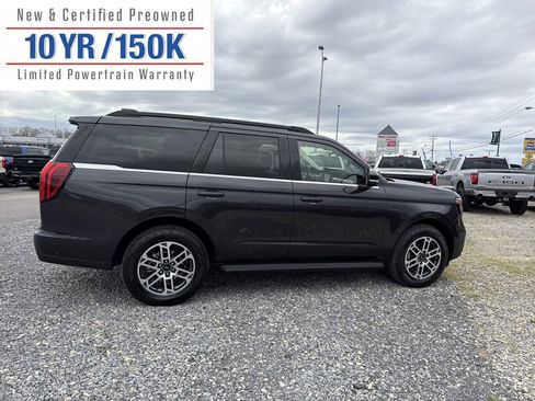 Used 2025 Ford Expedition Active image 5