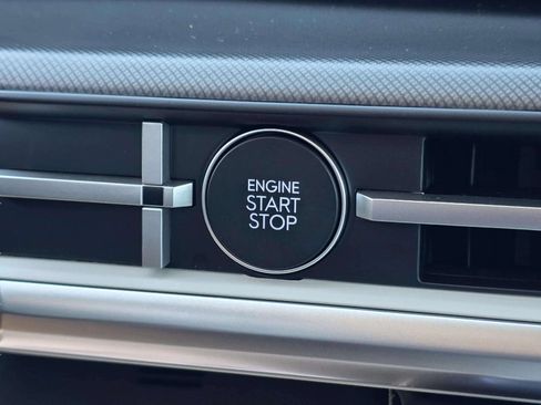 New 2026 Hyundai Santa Fe SEL FWD image 9