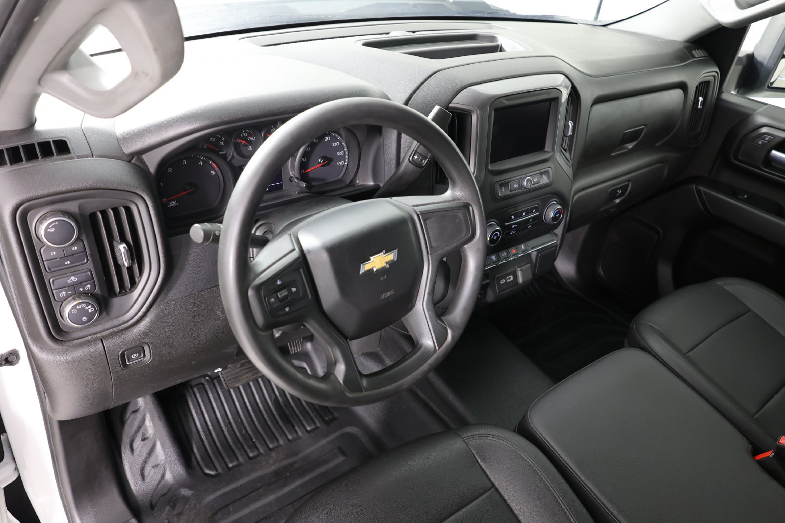 Used 2023 Chevrolet Silverado 3500 W/T w/ Gooseneck/5TH Wheel Package AWD/4WD image 16