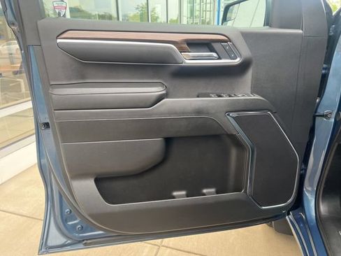 Used 2024 Chevrolet Silverado 1500 LT AWD/4WD image 15