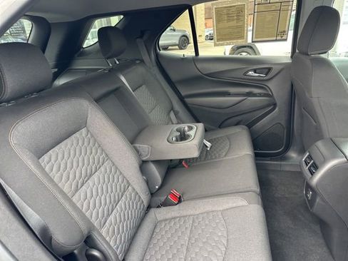 Used 2019 Chevrolet Equinox LT image 43