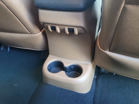 Used 2012 Jeep Wrangler Unlimited Sahara w/ Dual Top Group image 15